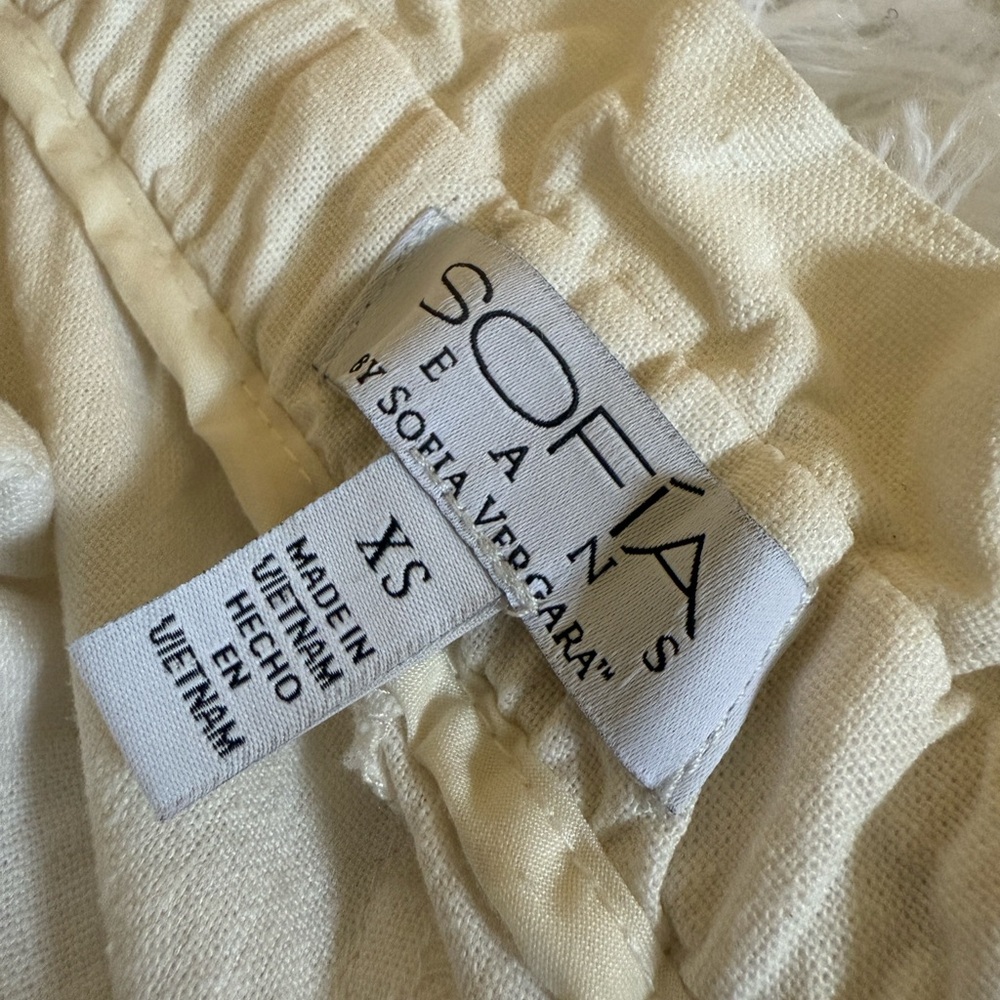 Sofia Vergara Cream High Waist Paperbag Shorts XS Chic Summer Linen Look - Picture 3 of 3
